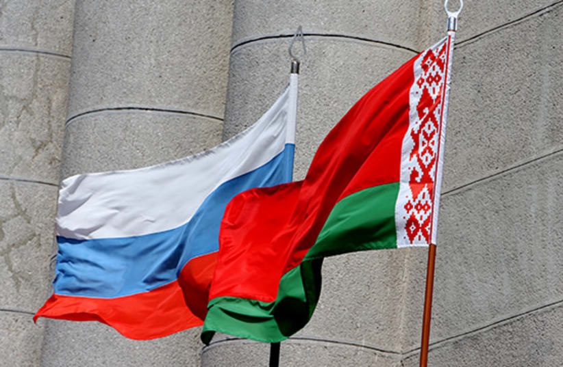  Flags of Russia and Belarus (illustrative). (photo credit: Wikimedia Commons)