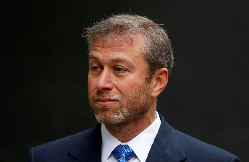  Russian billionaire and owner of Chelsea football club Roman Abramovich arrives at a division of the High Court in central London October 31, 2011.  (photo credit: REUTERS/ANDREW WINNING)