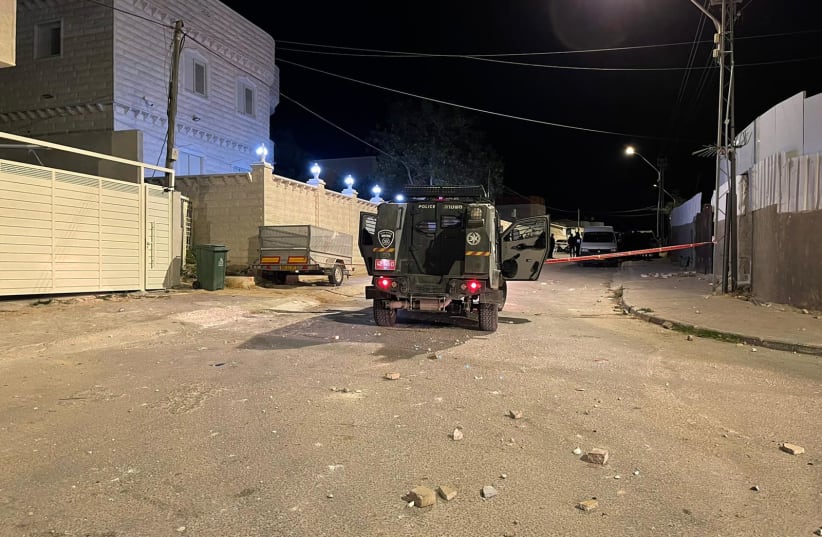  Police operate in Hura after brawl breaks out, May 24, 2022 (photo credit: ISRAEL POLICE)