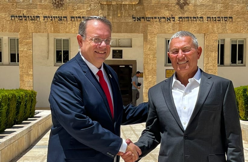 Doron Almog and Yaakov Hagoel (photo credit: THE JEWISH AGENCY)