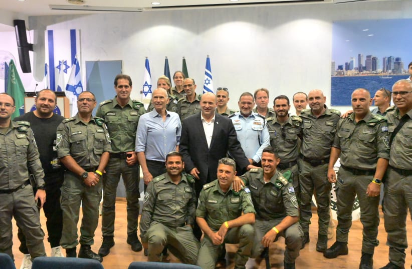 Israel Police and Border Police launch the "Israeli Guard" with the prime minister and public security minister, June 21, 2022. (photo credit: AMOS BEN-GERSHOM/GPO)