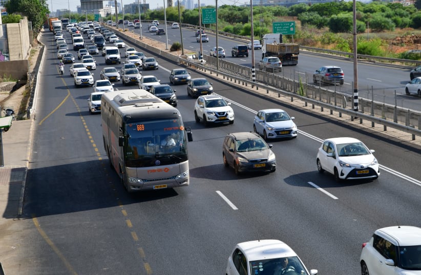 Sunday traffic disruptions on Highway 4, June 26, 2022. (photo credit: AVSHALOM SASSONI)