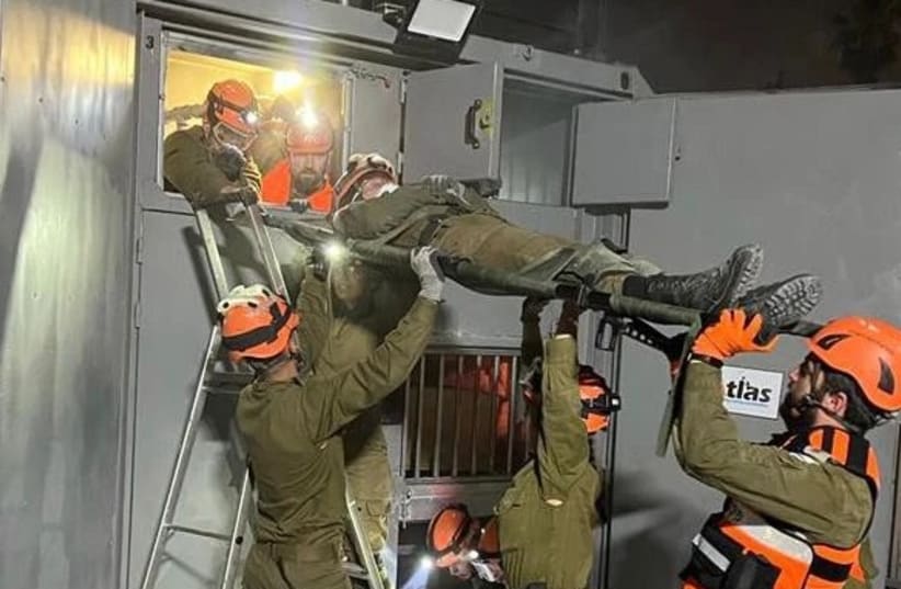  IDF troops use the ATLAS Simulator to train in urban search and rescue. (photo credit: ATLAS Simulator)