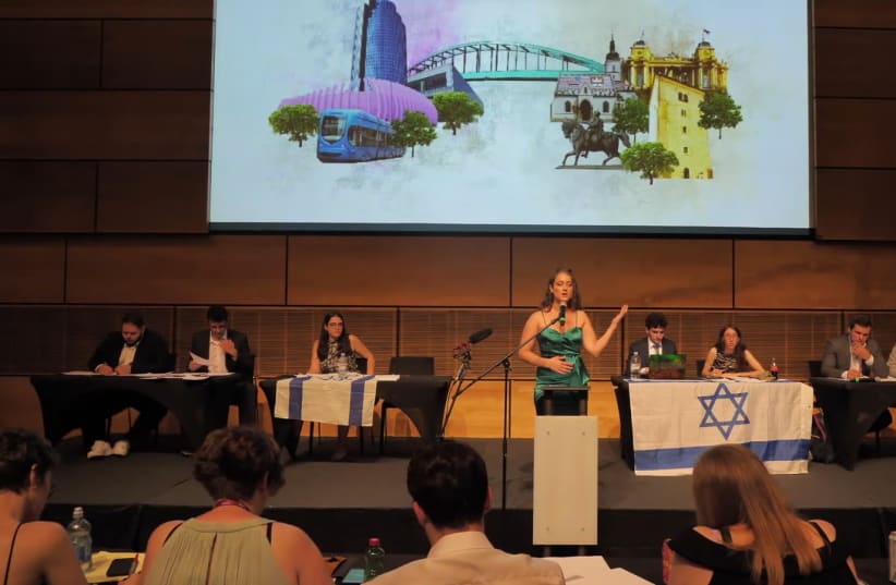  Tamar Ben Meir speaking at the event's finals (photo credit: EUDC)