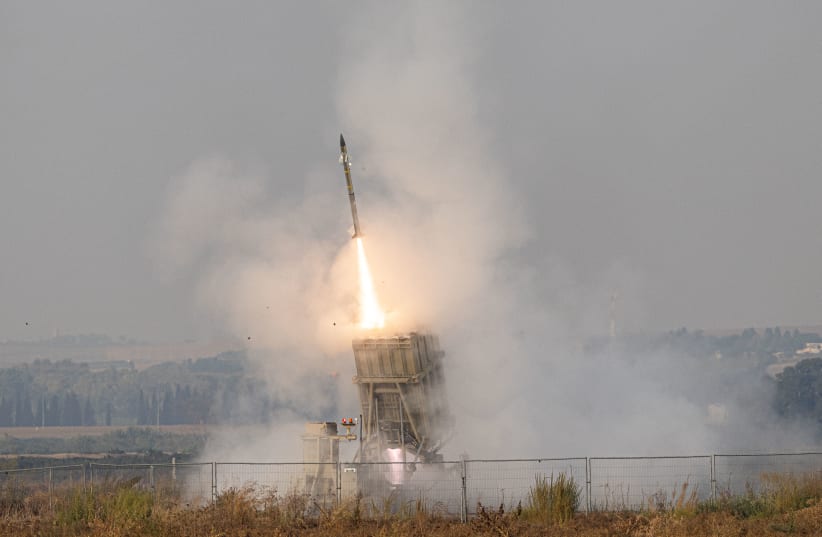  Iron dome anti-missile system fires interception missiles as rockets fired from the Gaza Strip to Israel, on August 6, 2022.  (photo credit: YONATAN SINDEL/FLASH90)