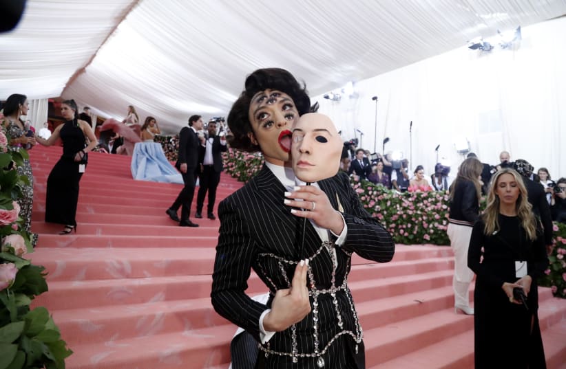  Metropolitan Museum of Art Costume Institute Gala - Met Gala - Camp: Notes on Fashion - Arrivals - New York City, US - May 6, 2019 - Ezra Miller. (photo credit: REUTERS/MARIO ANZUONI)