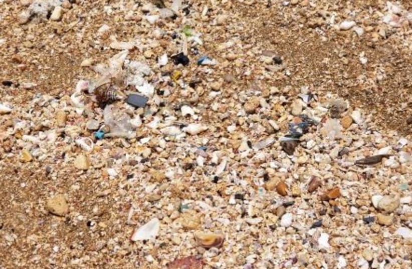  Plastic waste at the beach (photo credit: TEL AVIV UNIVERSITY)
