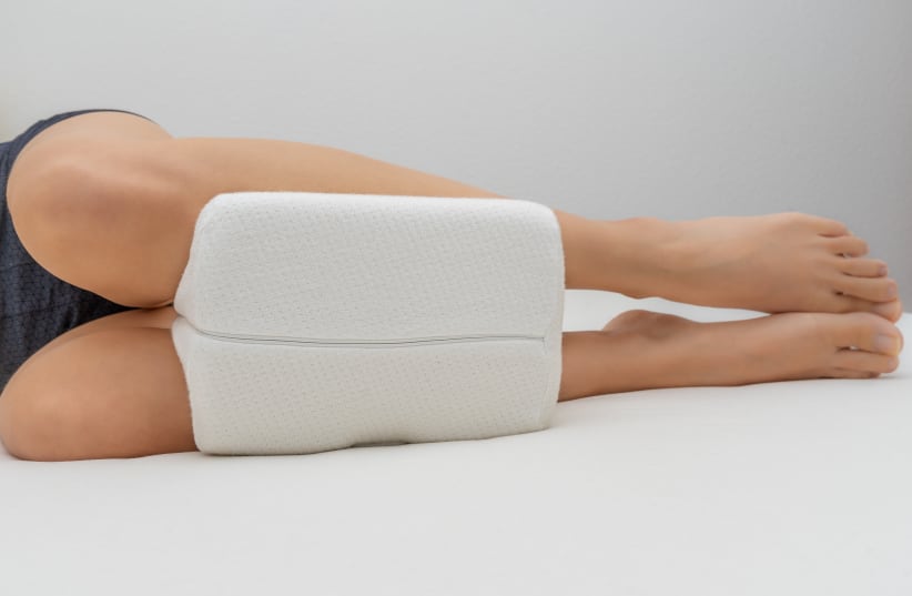 What is a Knee Cushion & How Does it Help? - Prague Post
