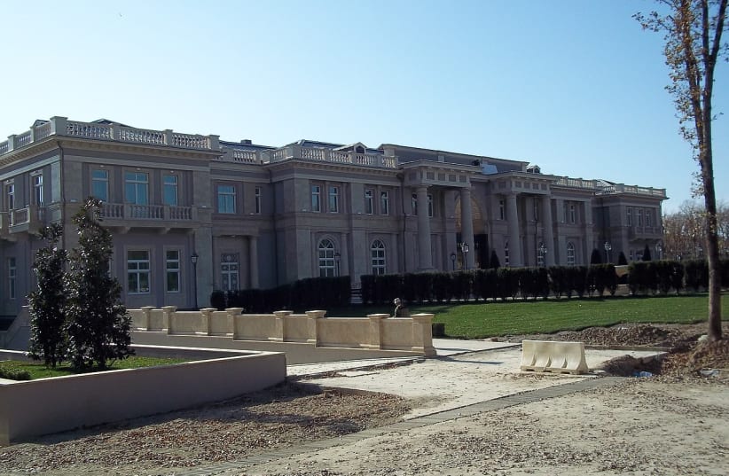  Exterior of "Putin's Palace," circa 2010. (photo credit: Wikimedia Commons)
