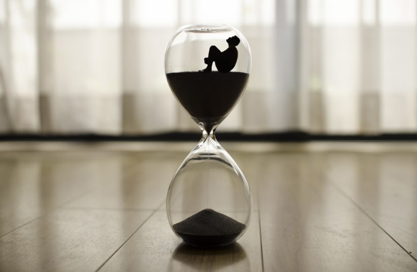  Can we turn back time on our aging? (Illustrative) (photo credit: PIXABAY)