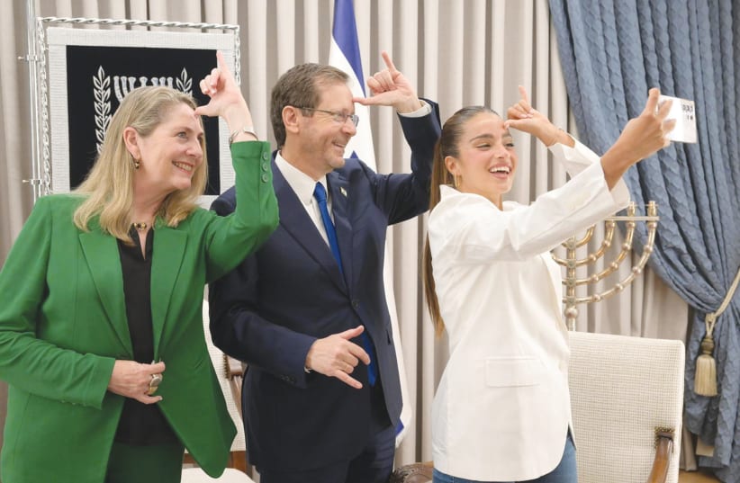  ISRAEL’S EUROVISION representative, Noa Kirel, meets with President Isaac Herzog and his wife, Michal, last week, before her departure for Liverpool.  (photo credit: AVI KENER/GPO)