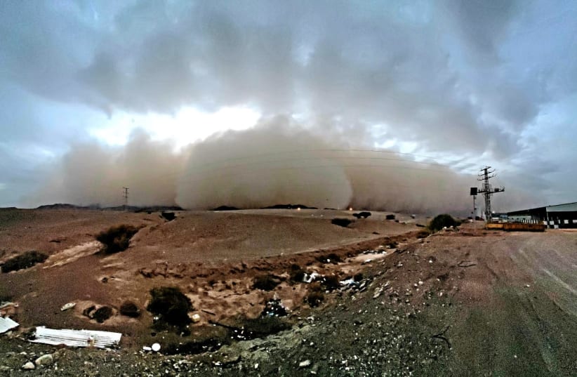  Sandstorm in Eilat, June 1, 2023. (photo credit: ISRAEL NATURE AND PARKS AUTHORITY)