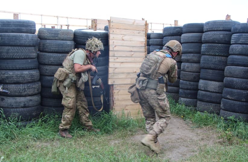 Soldiers of the Ukrainian Army’s 80th Air Assault brigade took part in a training exercise designed to hone their combat skills (photo credit: JONATHAN SPYER)