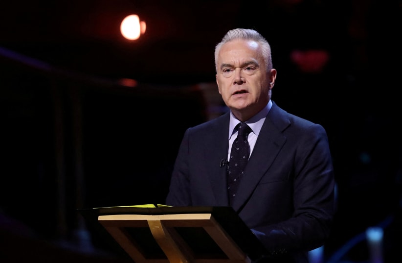  BBC newsreader Huw Edwards speaks at the UK Holocaust Memorial Day Commemorative Ceremony in Westminster in London, Britain January 27, 2020. (photo credit: CHRIS JACKSON/POOL VIA REUTERS/FILE PHOTO)