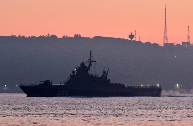  Russian Navy's patrol ship Bykov class corvette Dmitry Rogachev sails in Bosphorus, on its way to the Black Sea, in Istanbul, Turkey February 16, 2022 (Illustrative). (photo credit: Yoruk Isik/REUTERS)