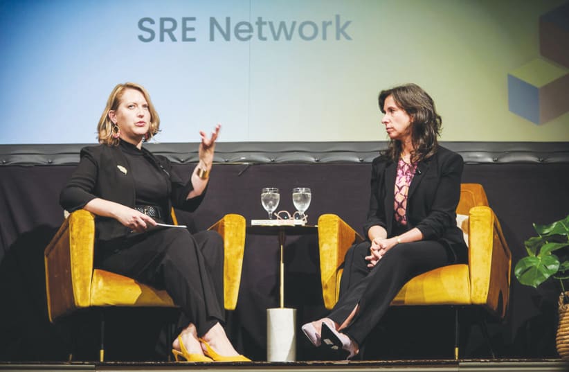  SRE NETWORK’S Executive Director Elana Wien (left) speaks with ‘New York Times’ reporter Jodi Kantor at the SRE event celebrating progress toward creating safer, more respectful, and equitable Jewish workplaces and communal spaces. (photo credit: SRE Network)
