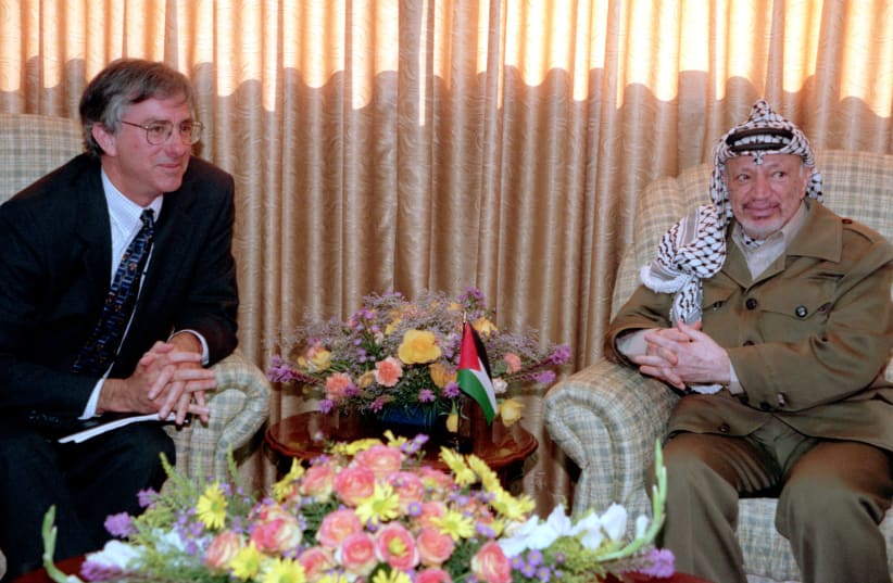 THEN-US ENVOY Dennis Ross meets with PLO leader Yasser Arafat in Nablus, 1988. (photo credit: REUTERS)