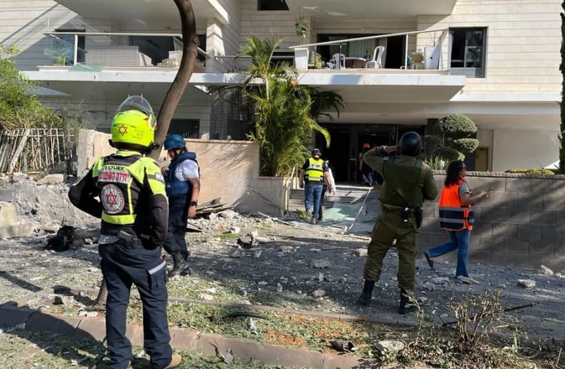 Buildings in Israel's south damaged by missles from Gaza (photo credit: MDA)