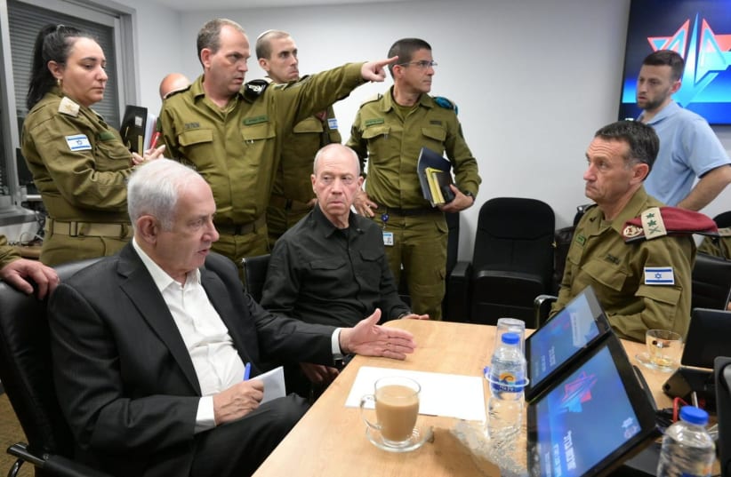  Prime Minister Benjamin Netanyahu in a situation assessment at the Kirya IDF base in Tel Aviv.  (photo credit: AMOS BEN-GERSHOM/GPO)