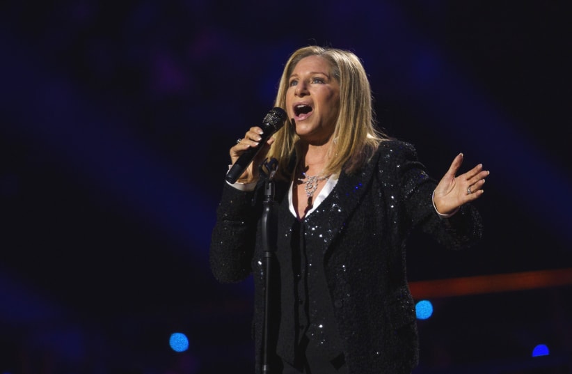  Singer Barbara Streisand performs at Barclays Center in the Brooklyn borough of New York, October 11, 2012. (photo credit: REUTERS/LUCAS JACKSON)
