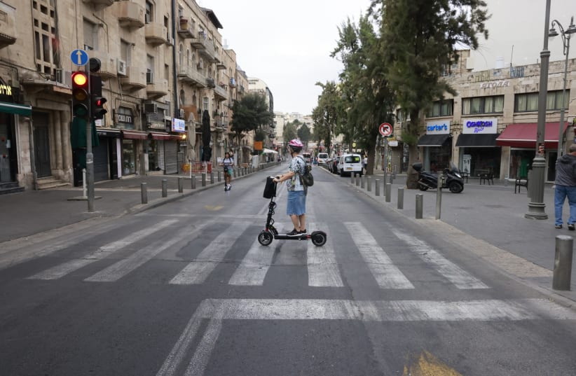  Jerusalem's nearly empty streets as Israel goes to war. (photo credit: MARC ISRAEL SELLEM)
