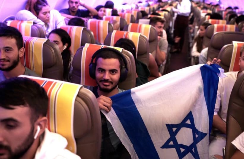 Israeli soldiers in the rescue plane on their way to Israel (photo credit: Aviram Hasson for Keren Hayesod)