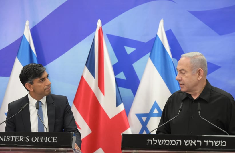  UK Prime Minister Rishi Sunak meets with Israeli PM Benjamin Netanyahu, October 19, 2023 (photo credit: AMOS BEN-GERSHOM/GPO)