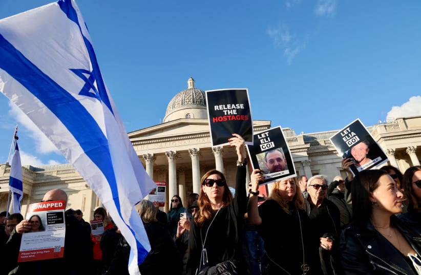  Thousands of people pack London's Trafalgar Square, Britain October 22, 2023 to demand the liberation of the more than 200 hostages taken by Hamas in its incursion into southern Israel on October 7.  (photo credit: REUTERS/YANN TESSIER)