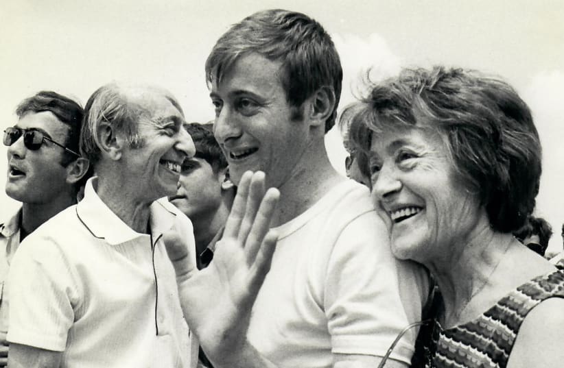  MENACHEM BARKAI with his parents in 1974, after his release. (photo credit: Courtesy Menachem Barkai)