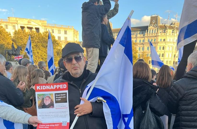  EDUARD SHYFRIN demonstrates for Israel in London’s Trafalgar Square, Oct. 22 (photo credit: Courtesy Eduard Shyfrin)