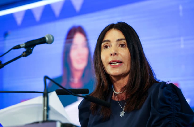  Miri Regev, Minister of Transport and Road Safety  attends an unveiling ceremony of a 50-meter long mural made by Mexican artist Julio Carrasco Breton, depicting the millennia of Jewish history, at the Ben Gurion International Airport, June 20, 2023 (photo credit: Jonathan Shaul/Flash90)