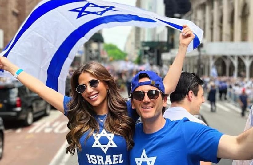 Celebrity plastic surgeon Dr. Ira Savetsky and his wife Lizzy Savetsky in support of Israel (photo credit: COURTESY OF DR. IRA SAVETSKY)