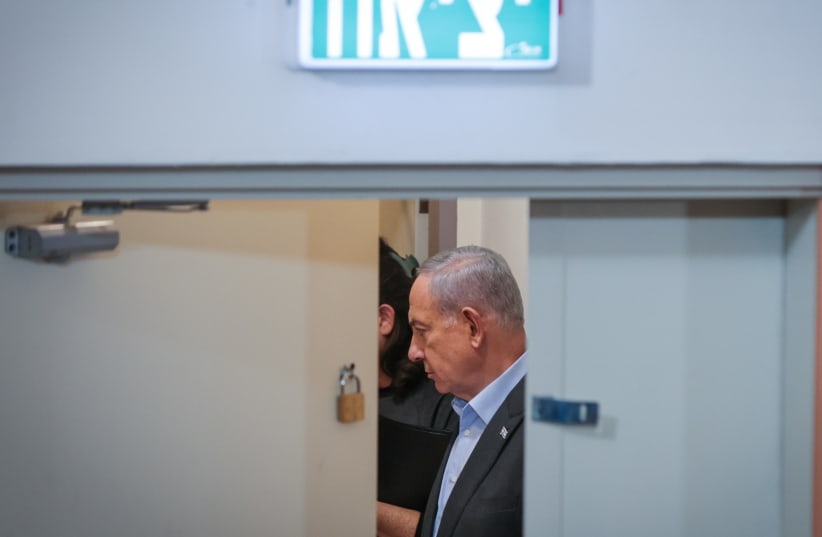  Prime Minister Benjamin Netanyahu appears at Tel Aviv's Kirya base to meet with the war cabinet. (photo credit: MAARIV)