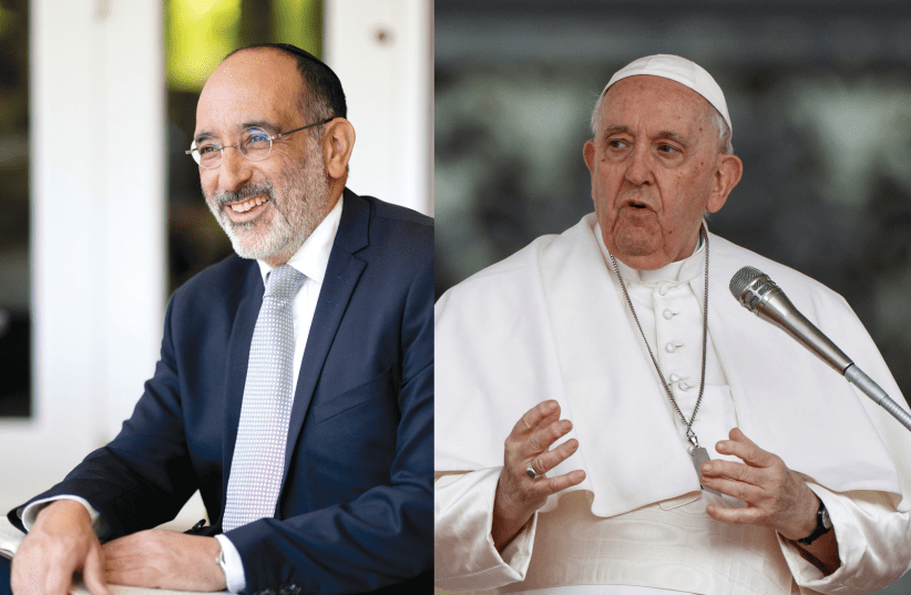 POPE ‘COLLUDING WITH FORCES OF EVIL’ AGAINST JEWS, SOUTH AFRICA’S CHIEF RABBI SAYS