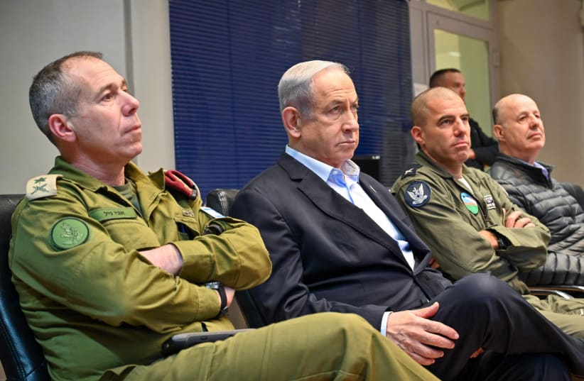  Prime Minister Benjamin Netanyahu during a briefing with Squadron 116 January 17, 2024  (photo credit: KOBI GIDON / GPO)