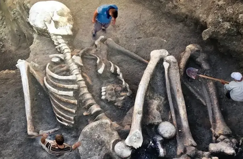 Ancient American giants: The 3-meter skeletons found in Lovelock, Nevada - The Jerusalem Post