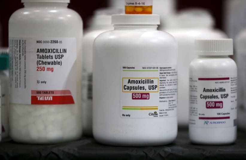  Amoxicillin penicillin antibiotics are seen in the pharmacy at a free medical and dental health clinic in Los Angeles, California, U.S., April 27, 2016. (photo credit: LUCY NICHOLSON / REUTERS)