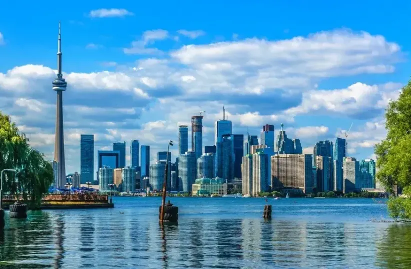   Toronto, Canada. are you coming to work? /  (photo credit: SHUTTERSTOCK)