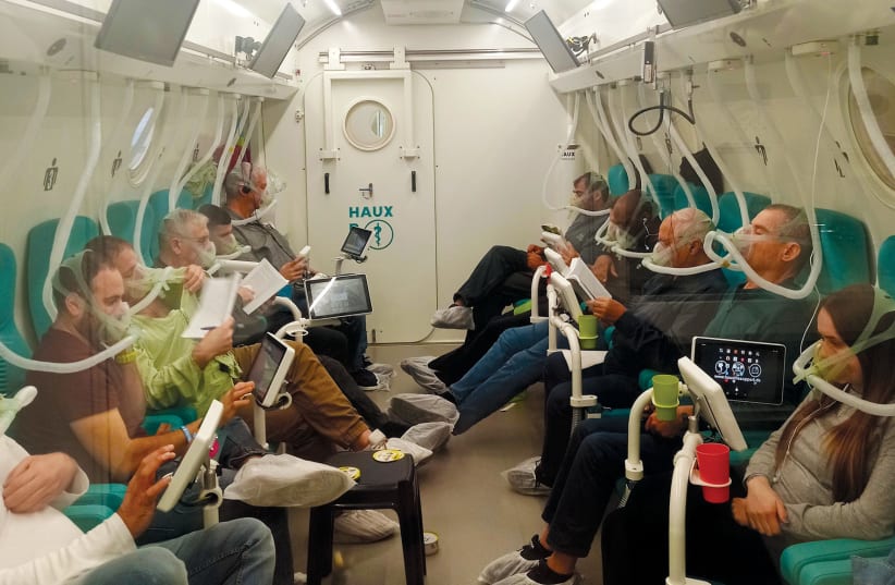  Patients receiving hyperbaric oxygen therapy treatment in Israel. (photo credit: LINDA GRADSTEIN)
