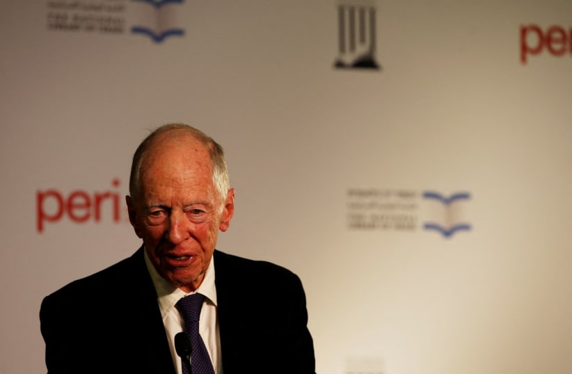 : Lord Jacob Rothschild speaks at an event marking the signing of an agreement between the state libraries of Israel and Russia, whereby one of the most treasured collections of ancient Hebrew manuscripts and books will be digitised and available for public view online, at the National Library of Is (photo credit: RONEN ZVULUN/REUTERS)