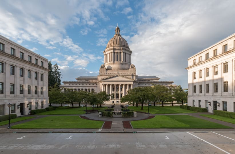  The Washington State Capitol legislative building in Olympia, Washington, September 23, 2013. (photo credit: Martin Kraft via Creative Commons)