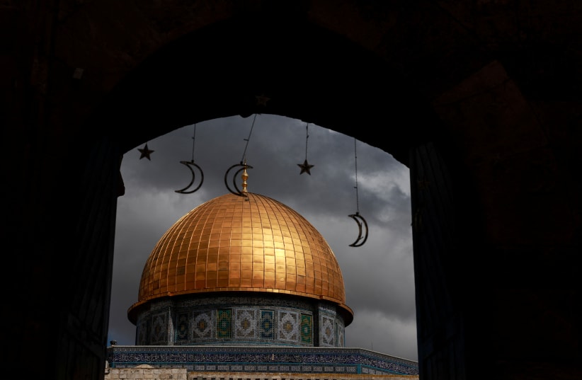  A view of the al-Aqsa compound, also known to Jews as the Temple Mount, amid the ongoing conflict between Israel and the Palestinian group Hamas, in Jerusalem's Old City March 7, 2024.  (photo credit: AMMAR AWAD/REUTERS)