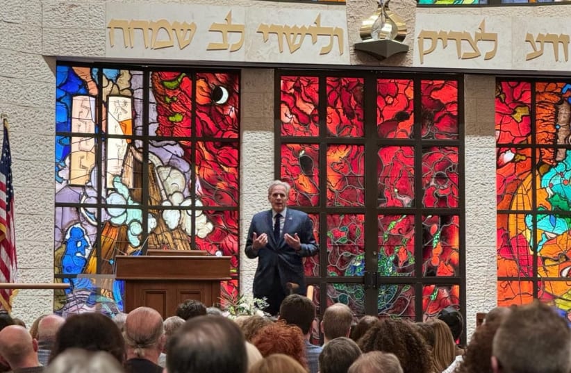  Michael Oren speaking at an event.  (photo credit: courtesy of Michael Oren)