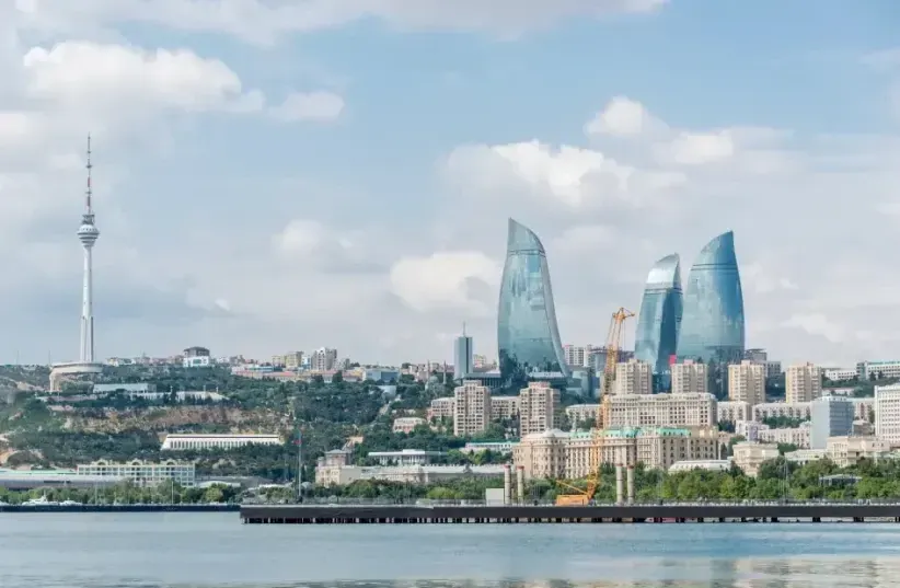  Bakú, Azerbaiyán (photo credit: INGIMAGE)