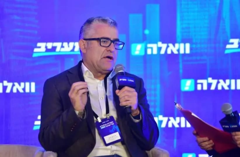  Eyal Ben-Haim, Head of Bank Leumi’s Banking Division, speaking at the Maariv Economic Conference. (photo credit: AVSHALOM SASSONI)