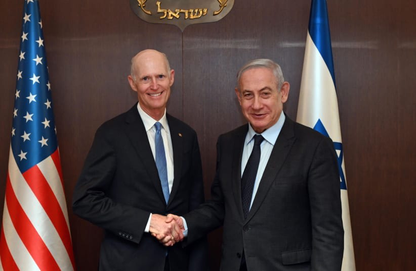 El primer ministro Benjamin Netanyahu y el senador estadounidense Rick Scott el 27 de marzo de 2024 (photo credit: PRIME MINISTER'S OFFICE)