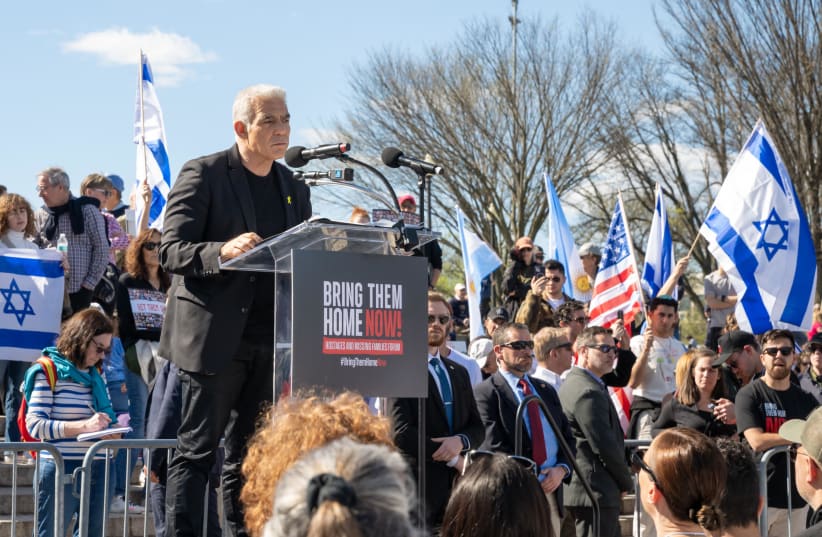 Yair Lapid addresses crowd in DC (photo credit: SHAHAR AZRAN)