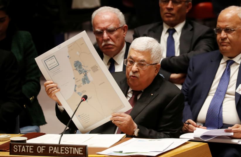  El presidente palestino Mahmoud Abbas habla durante una reunión del Consejo de Seguridad en las Naciones Unidas en Nueva York, EE.UU., 11 de febrero de 2020. (photo credit: REUTERS/SHANNON STAPLETON)