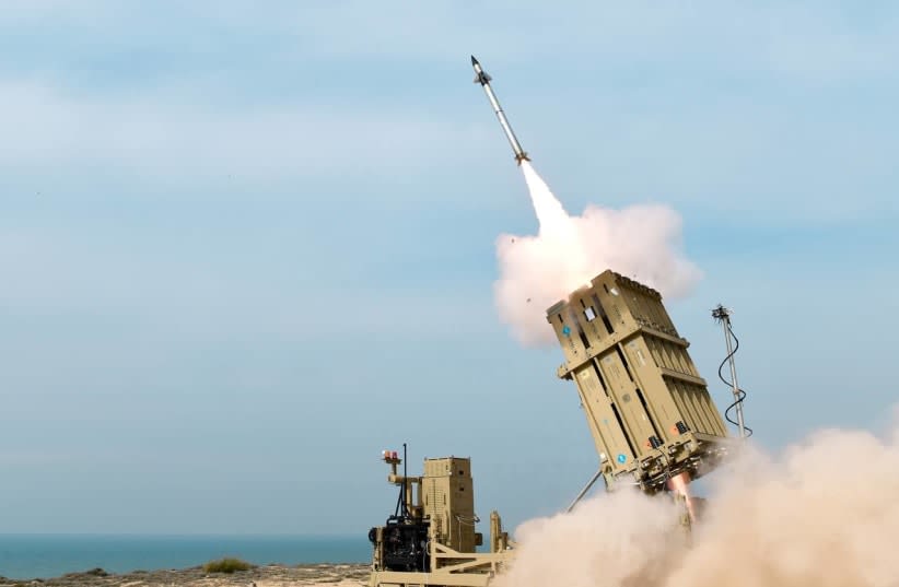  El sistema de misiles de defensa antiaérea Cúpula de Hierro durante las pruebas operativas realizadas tras la conclusión de la Operación Escudo y Flecha el 14 de mayo de 2023. (photo credit: DEFENSE MINISTRY)