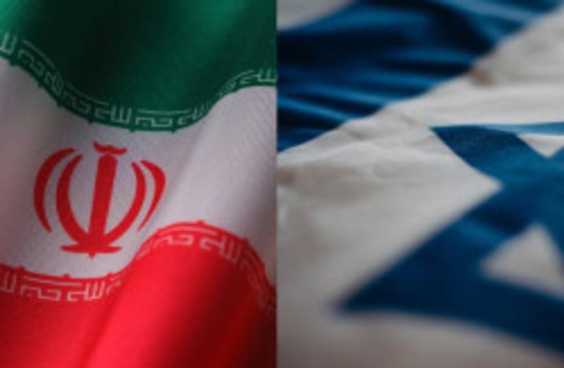 Bandera de Irán y bandera de Israel (photo credit: Cottonbro Studio/Pexels)